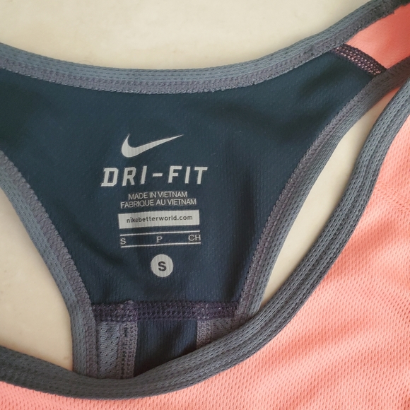 Nike Bundle - Picture 6 of 9